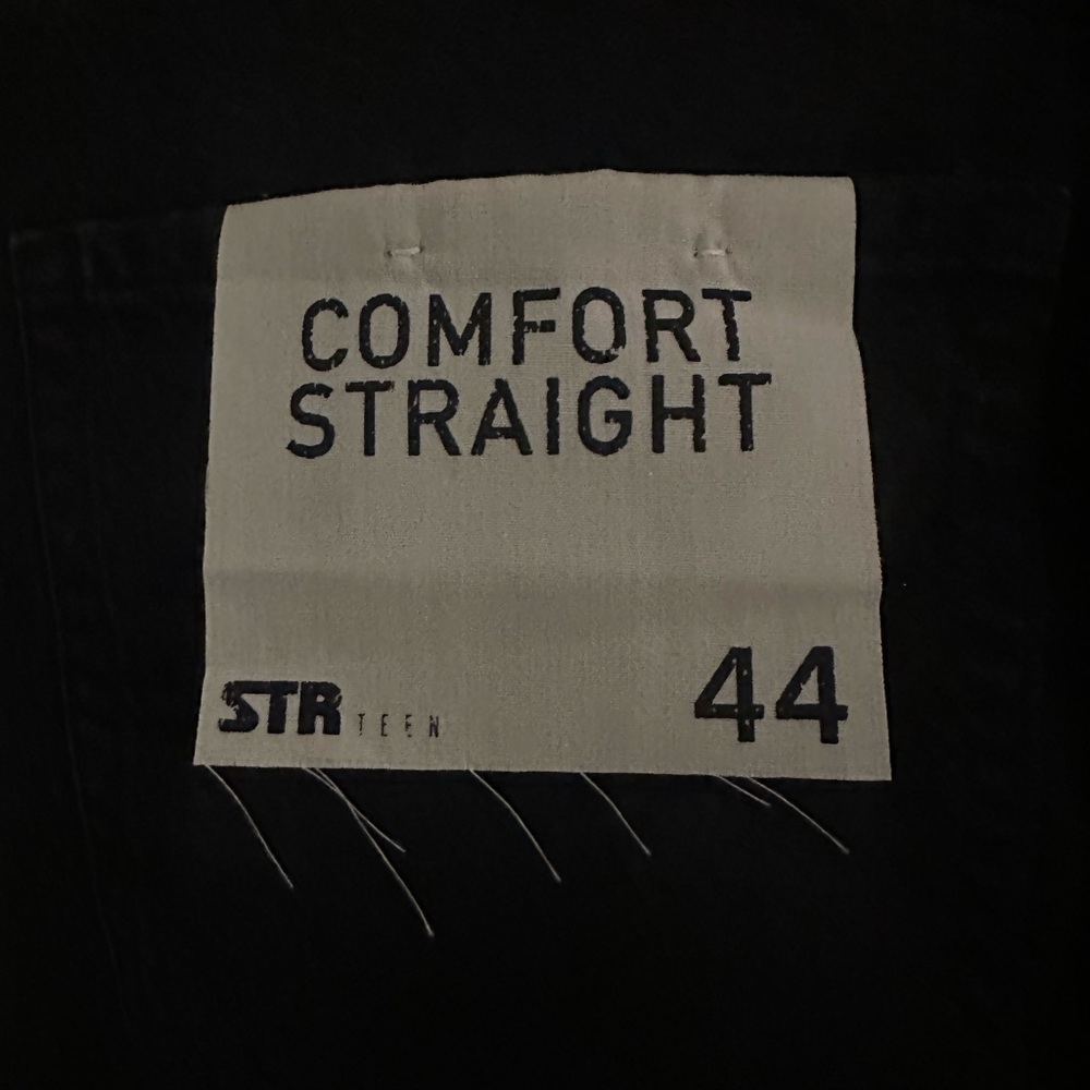 Comfort Straight Black Jeans